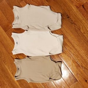 H&M 3 pack 100% Organic Cotton Bodysuits 18 Months
